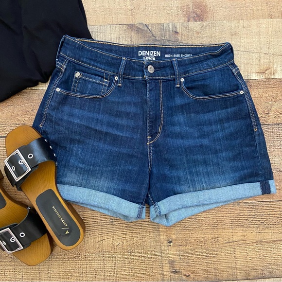 LEVIS Denizen Hi Rise Denim Shorts... GREAT STRETCH, COMFORT - Picture 7 of 9